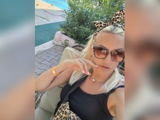 Visit CherryBlond profile