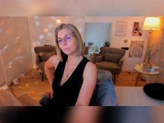 Visit AnnieLight profile