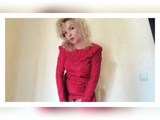 Visit AlexaCristal profile