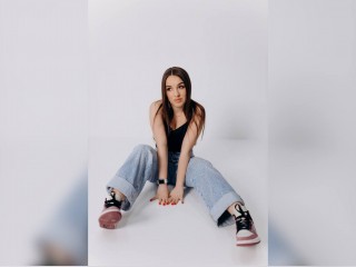 Visit HottieMonika profile