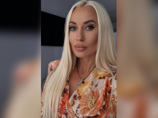 View QueenElly111 profile in Make New Friends category