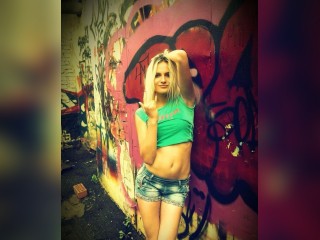 Visit Serenelle profile