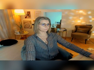 Visit AnnieLight profile