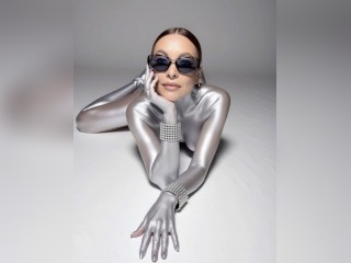 Visit MissFrakir profile