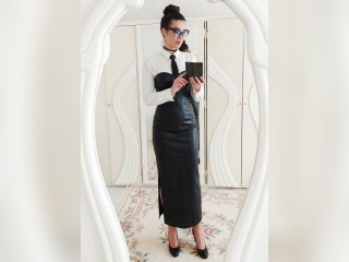 Visit NoirEmpress333 profile