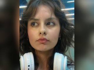 Visit AuraElle profile