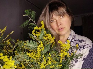 View KellyGentleTouc profile in Long Term or Marriage category