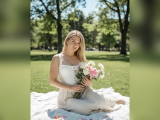 View CrystalBlush profile in Long Term or Marriage category