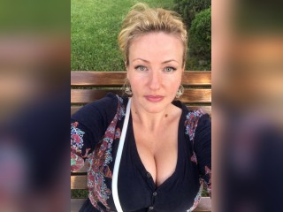 Visit Mariselle profile