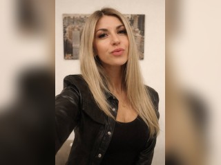 View LikaBelle profile in Make New Friends category