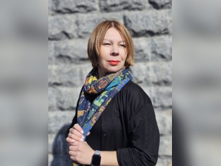 Visit Dinara profile