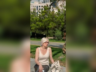 View 1Esmeralda profile in Make New Friends category