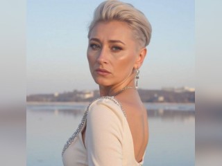 View MagicBloom profile in Make New Friends category