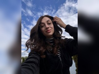 Visit 00HotLuna profile