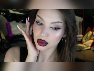 Visit DarsyFancy profile