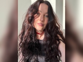 Visit Vivianne profile