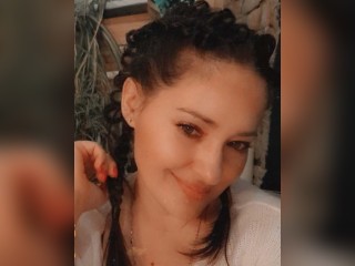 View MilaMua profile in Make New Friends category