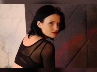 Visit RowenMoon profile