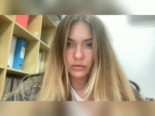 Visit Zoryssa profile