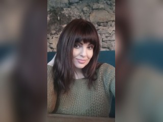 View AureliaLunit profile in Make New Friends category