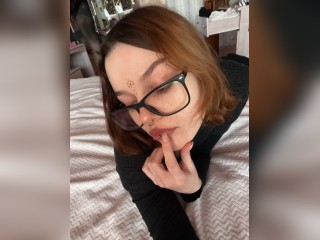 View Zinnara profile in Make New Friends category