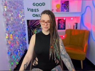 Visit LisaFoxy profile