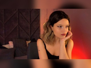 Visit RowenMoon profile