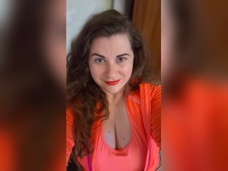 Visit Karinna profile