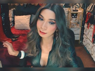 Visit celinafox profile