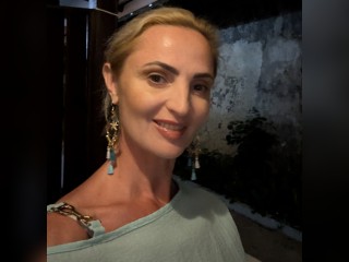 Visit heavenlyqueen profile