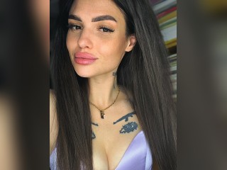 View MaryMee profile in Glamour Girls category