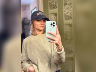 Visit FlirtyMood profile