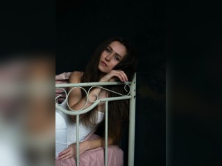 View EliElina profile in Make New Friends category