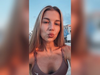 Visit BlondMary profile