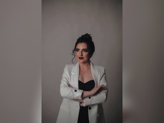 Visit Yaasmina1 profile