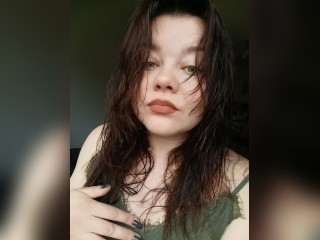 Visit MissTempt profile