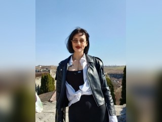 Visit Erya profile