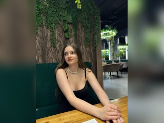 View NinaVibes profile in Make New Friends category