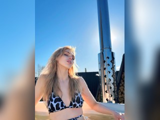 Visit AngyModels55 profile