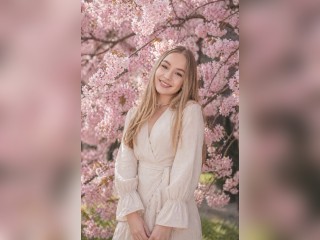 Visit SakuraVelour profile