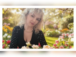 Visit AlexaCristal profile