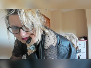 Visit FindomDomina profile