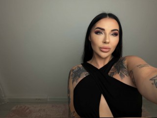 Visit BustyRaven profile