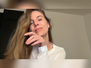 Visit VelvetVelora profile
