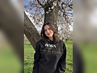 View babygirl111 profile in Make New Friends category