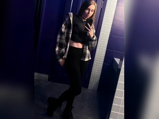 Visit PinkyShadow profile