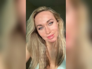 View Alicia3 profile in Make New Friends category