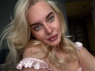 Visit aylin9999 profile