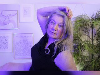 Visit NataliMellow profile