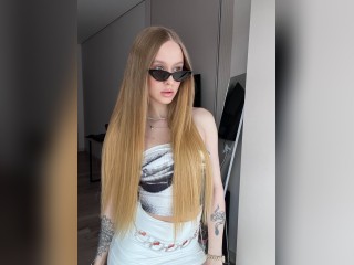 Visit LovelyAngel818 profile